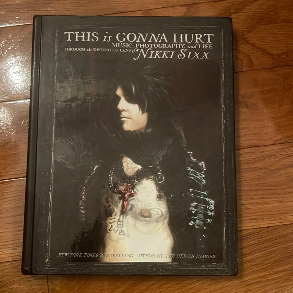 Nikki Sixx this is gonna hurt book